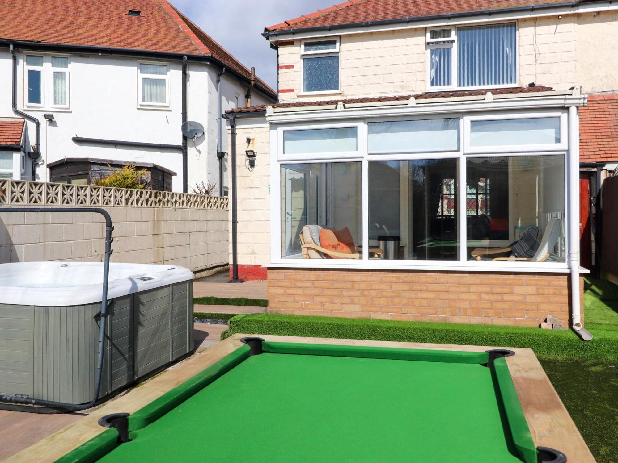 19 Slinger Road Villa Cleveleys Exterior photo